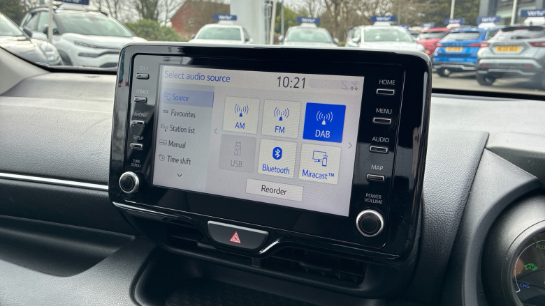 Toyota Yaris 1.5 Hybrid Design 5dr CVT Hybrid Hatchback